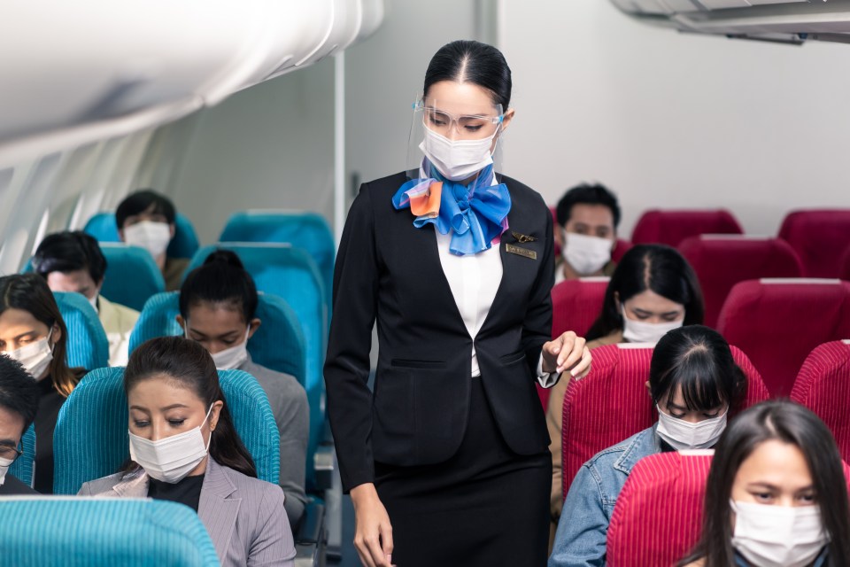 Face masks will now be a personal choice for flights to and from the USA