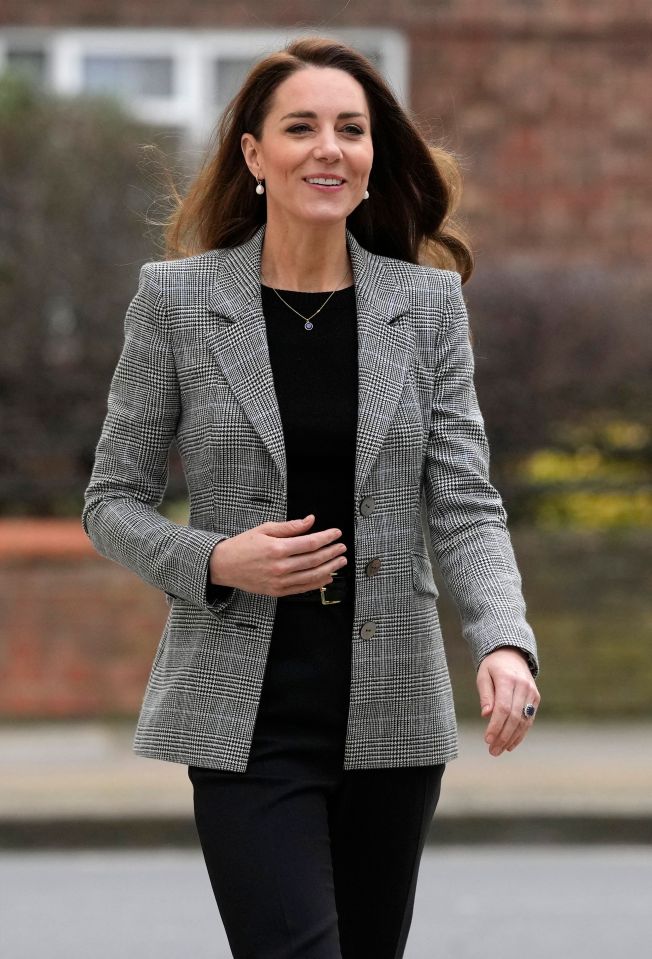 Kate Middleton, the expert pointed out, is a fan of more classic style