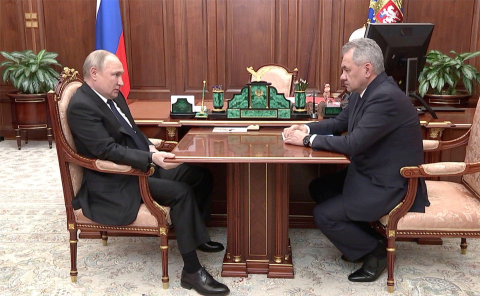 The dictator was seen slouched during his meeting with Sergei Shoigu