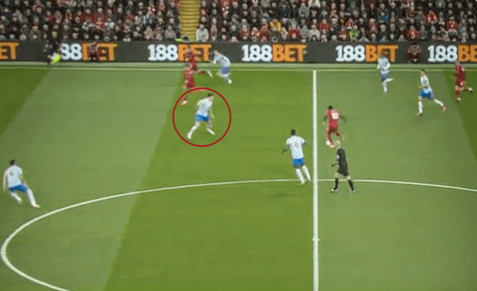 Maguire tried to press Mane, who had dropped deep to pick up the ball