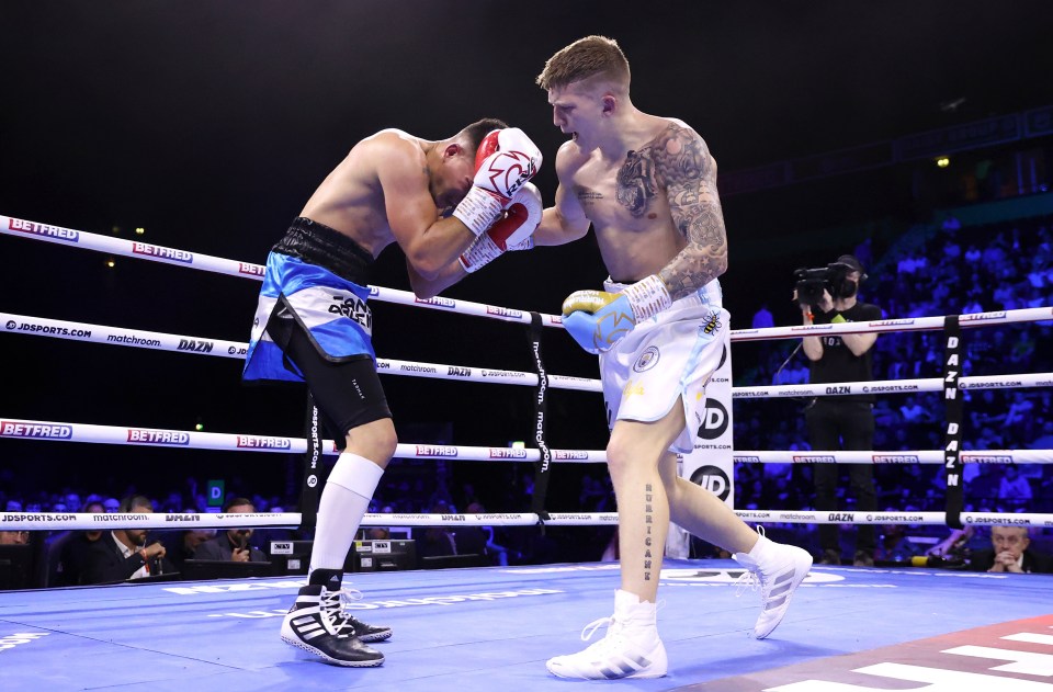 Hatton earned a deserved points victory over his rival