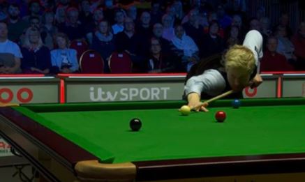 Neil Robertson stunned Ronnie O'Sullivan with a brilliant performance to reach the Tour Championship final