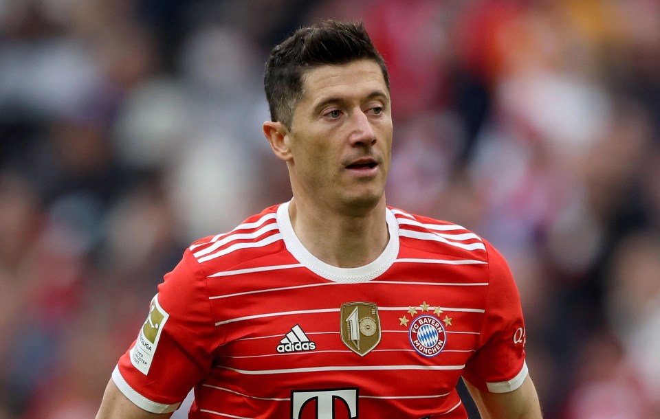 Robert Lewandowski's goal of winning the Ballon d'Or could lead him to join Barcelona