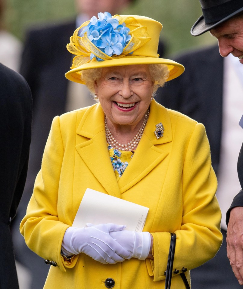 The Queen has had mobility issues but refuses to use a wheelchair at home