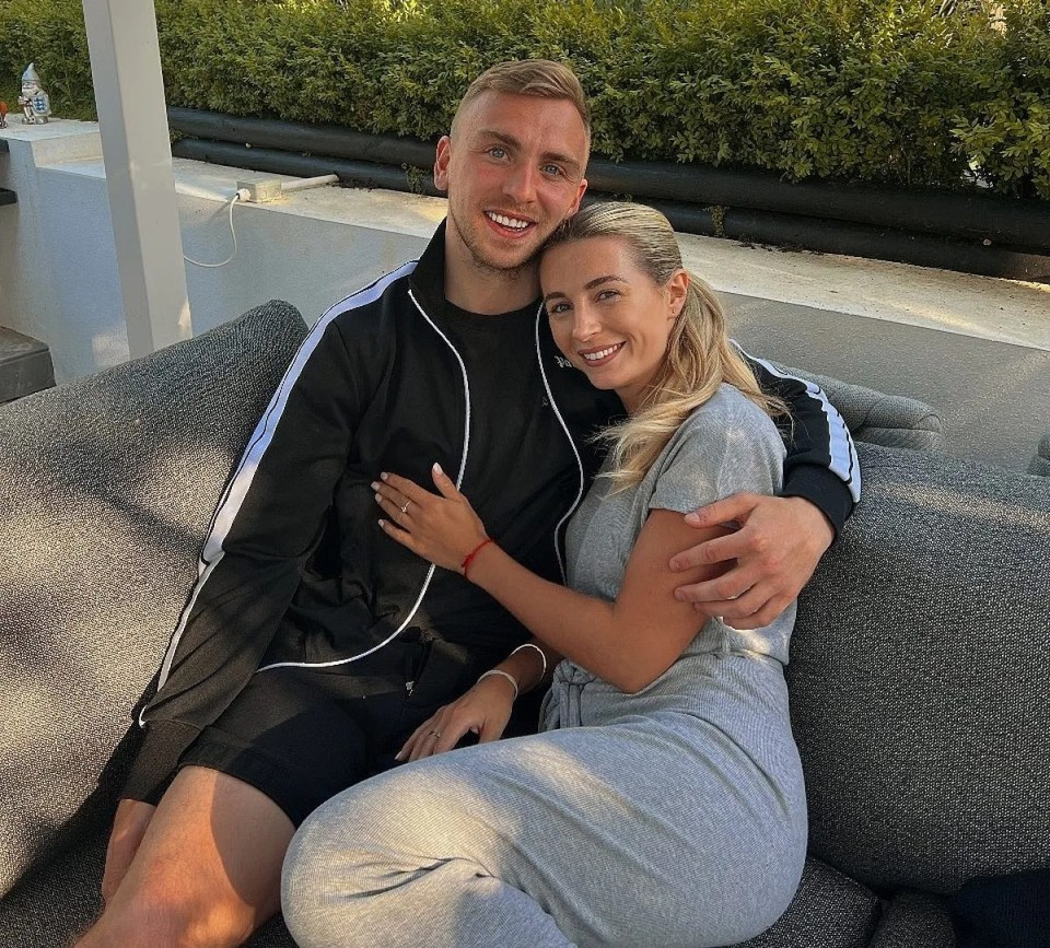 Dani cosied up to West Ham boyfriend Jarrod Bowen earlier this month