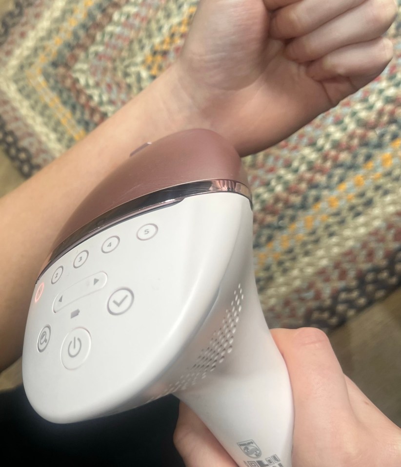 Philips Lumea IPL 9900 Series