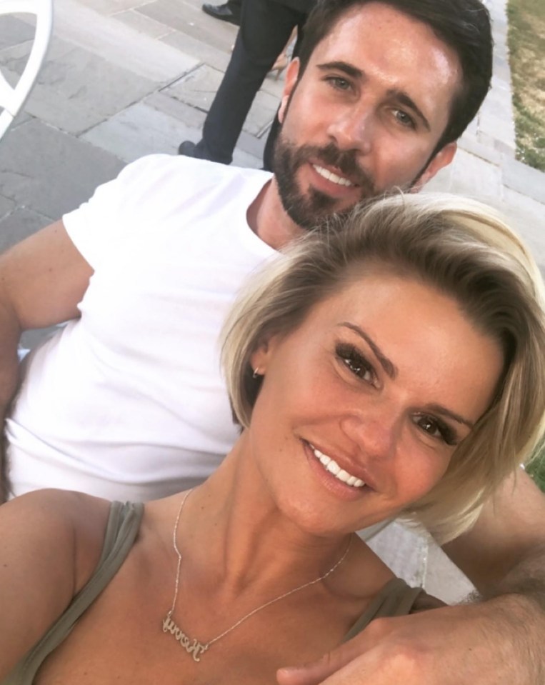 The TV star wants up sticks with her boyfriend Ryan Mahoney