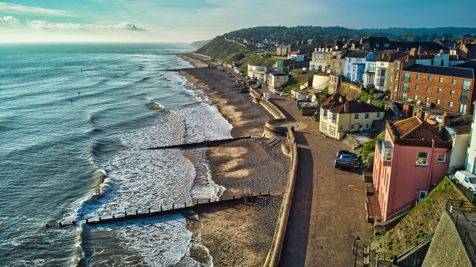 Locations available across the UK include Scotland, Yorkshire, Norfolk, Devon, and Cornwall, with many parks right by the beach.