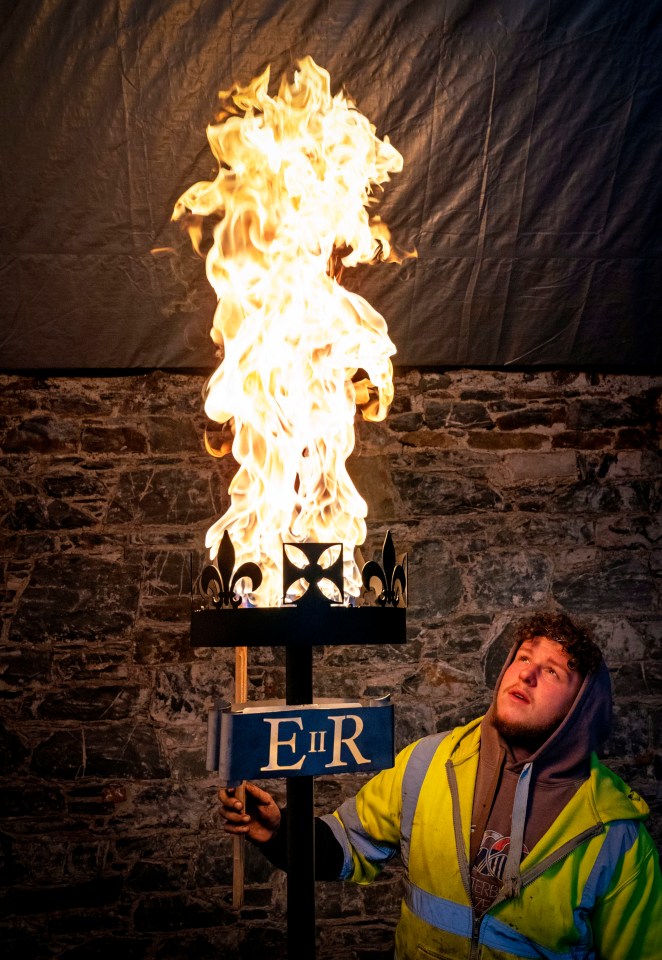 Almost 3,000 beacons will be lit across the UK and abroad on Friday to mark Queen Elizabeth’s record-breaking reign