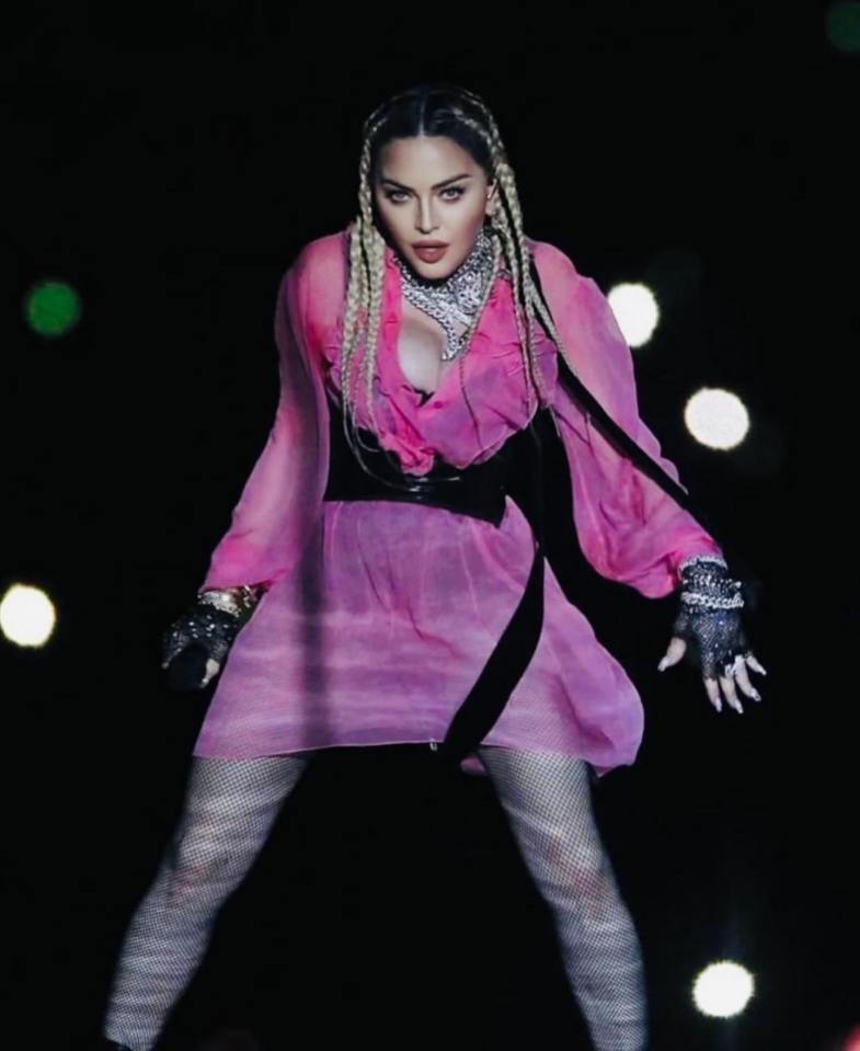 Madonna turned up the heat on stage in Colombia as she joined Maluma for a surprise performance