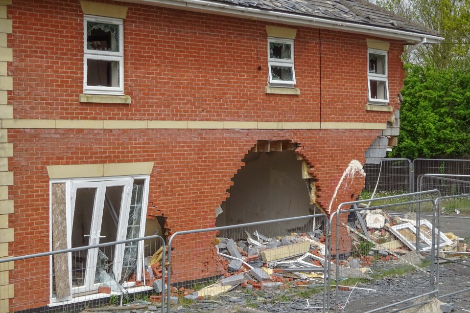 The identity of the house's owner remains a mystery. However, the property itself is in a very sad state, and locals say it must be knocked down