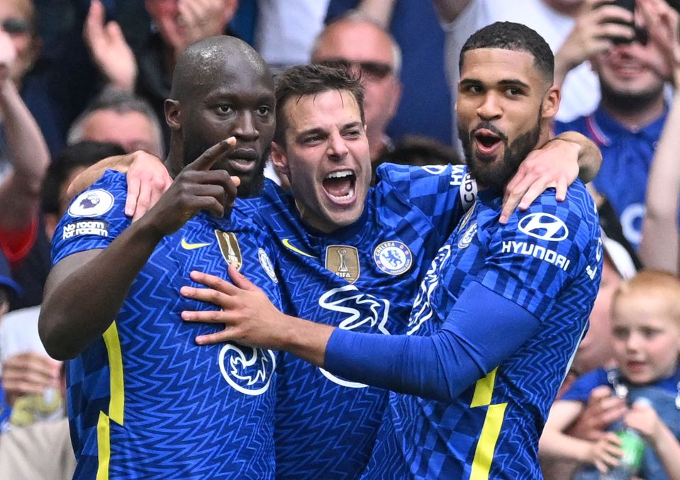 Cesar Azpilicueta, centre, and Ruben Loftus-Cheek, right, help Romelu Lukaku celebrate his double but Wolves fought back to draw