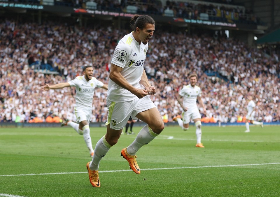 Pascal Struijk headed home what could be a crucial last minute equaliser for Leeds at Brighton