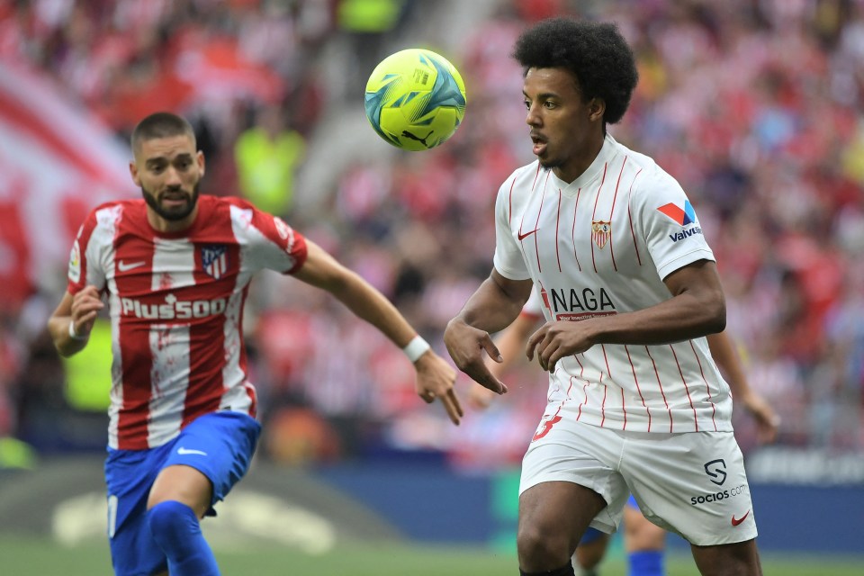 Chelsea have reportedly agreed personal terms with Sevilla centre-back Jules Kounde