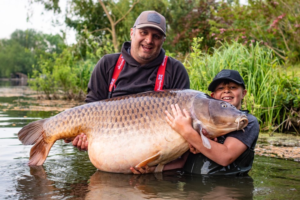 Callum Pettit has broken the world record by a junior angler after reeling in a carp that weighed 96lb 10ozs