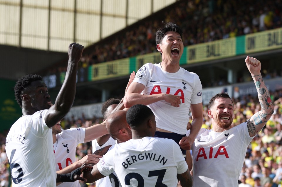 Tottenham demolished Norwich to ensure they beat Arsenal to the final Champions League spot