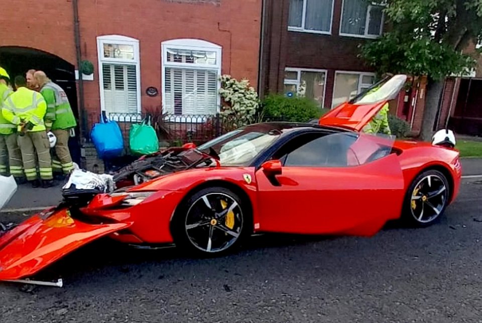 The hypercar, dubbed the ‘quickest car of the decade’, crashed on Hagley Road last night