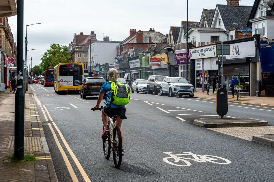 BNPS.co.uk (01202 558833) Pic: BNPS Pictured: The controversial cycle lane on Christchurch Road in Boscombe near Bournemouth, Dorset. Picture order for The Sun.