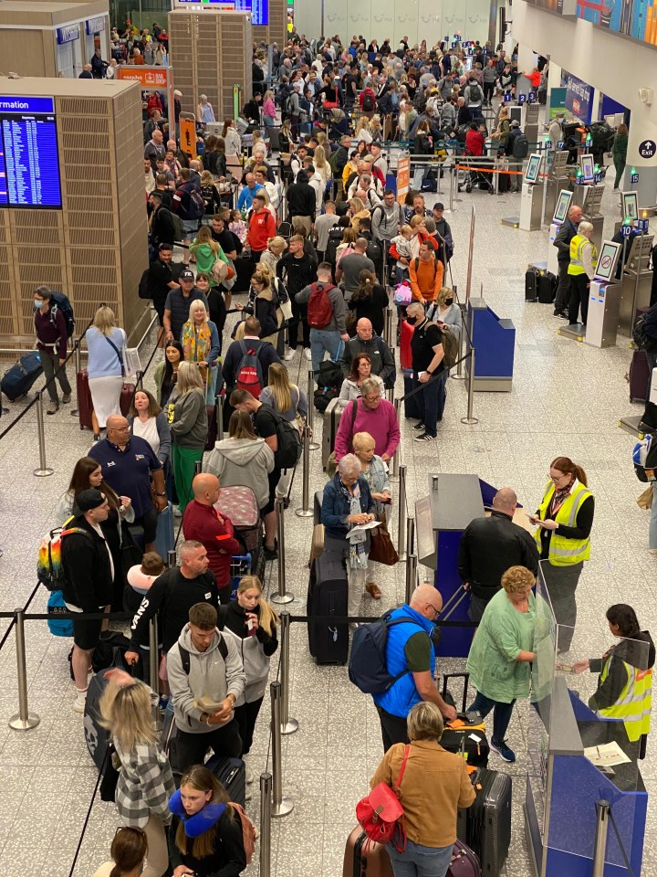 Passengers faced lengthy queues at Bristol Airport in the early hours this morning