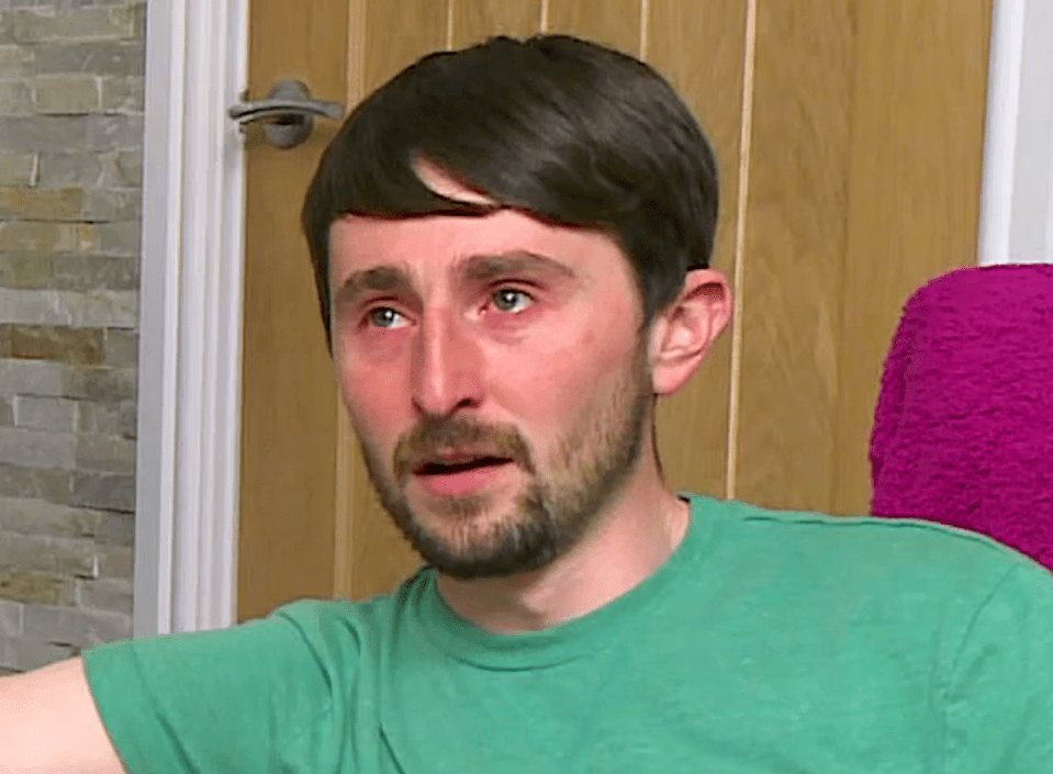 Gogglebox's Pete Sandiford broke down in tears last night