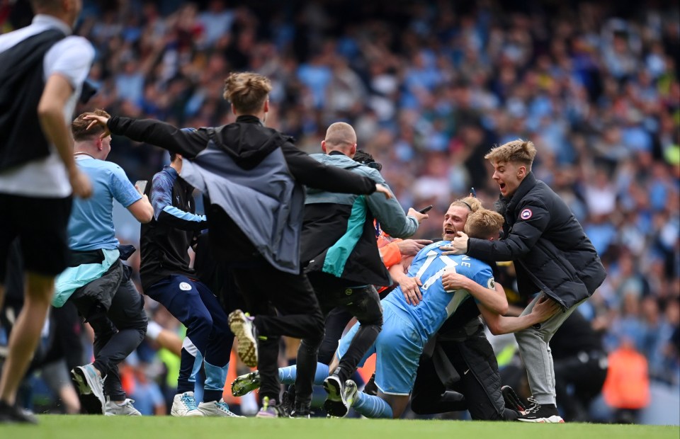 Kevin De Bruyne got mobbed by his adoring fans at the end of the game