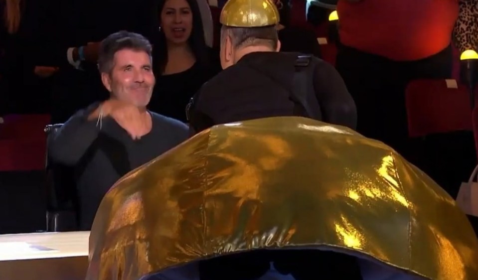 The comedian will dress up as a giant golden buzzer