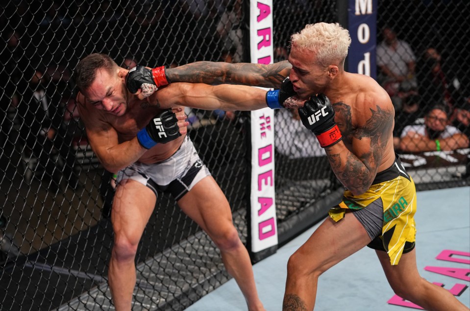 Michael Chandler and  Charles Oliveira have both called to fight Conor McGregor