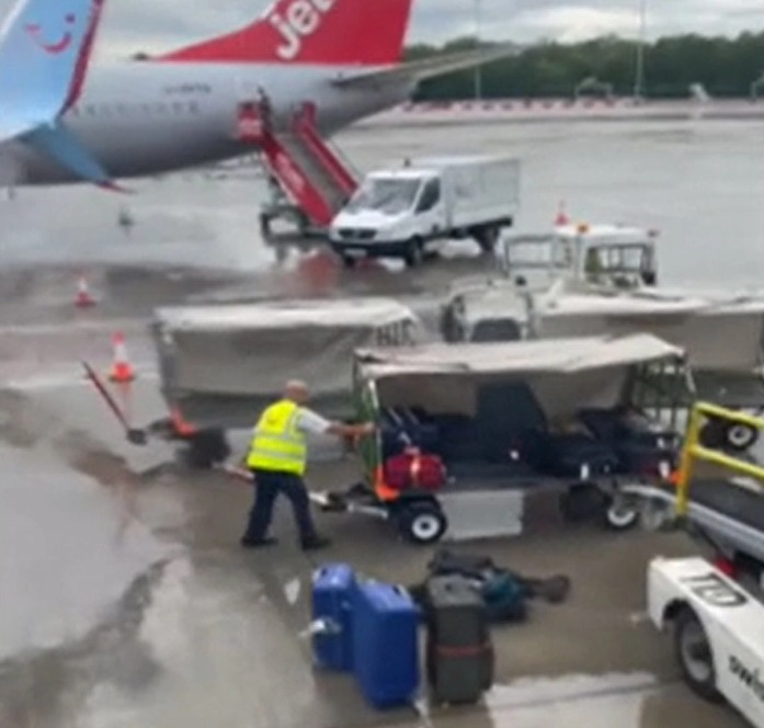 Passengers filmed the pilot leaping into action after the flight from Manchester to Crete got a 40-minute window to take off