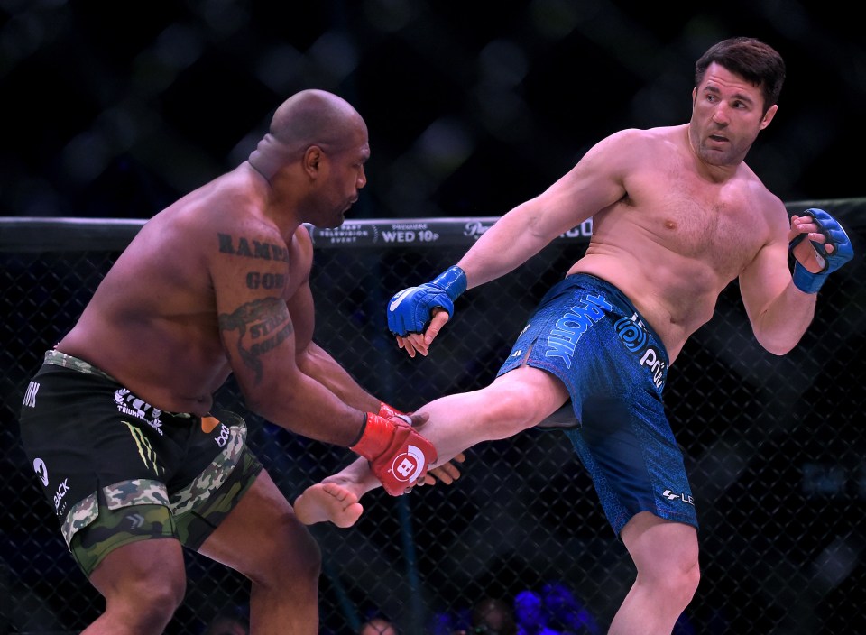 UFC icon Chael Sonnen believes that Paul should cancel his proposed fight with Fury