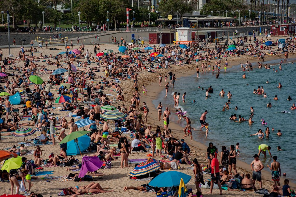 Brits holidaying in Spain have been warned of temperatures soaring up