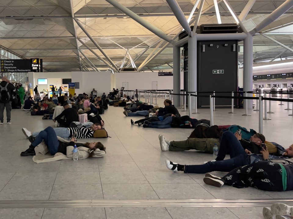 Chiefs at Stansted say those who arrived between 4am and 7am today were processed within 12 minutes