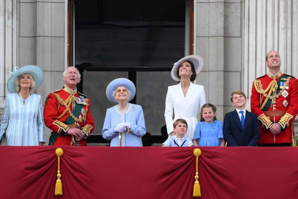 Queen gasped 'how incredible' at the Platinum Jubilee flypast as crowds gave her rousing cheers