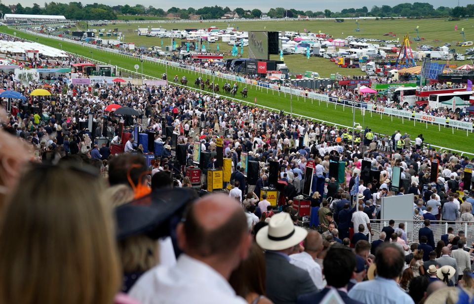 A sold-out Epsom will be on hand to cheer on Kingscote