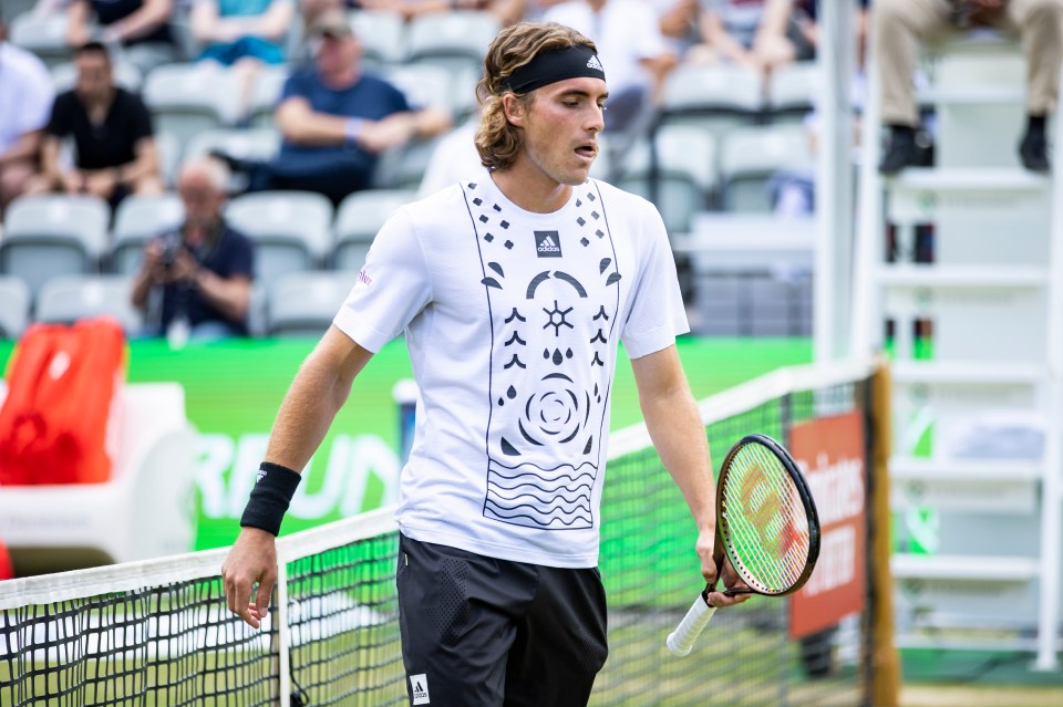 Stefanos Tsitsipas had no answer for Andy Murray in Stuttgart as the Brit won in straight sets