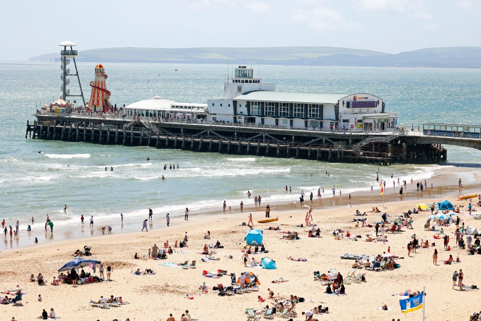 Brits are already enjoying highs of 22C to 24C this weekend