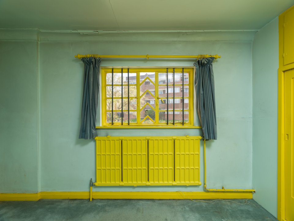 The bright colour scheme continues with a lemon yellow paint job for the doors and fixtures