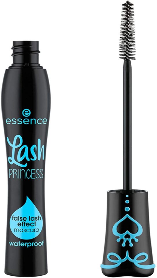 Essence Lash Princess has a tapered wand to catch stumpy lashes