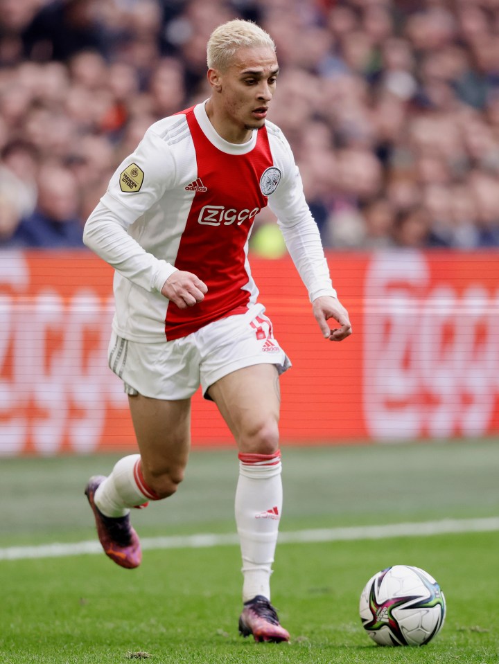 Antony looks set to follow Erik ten Hag from Ajax to Manchester United in a £40million deal