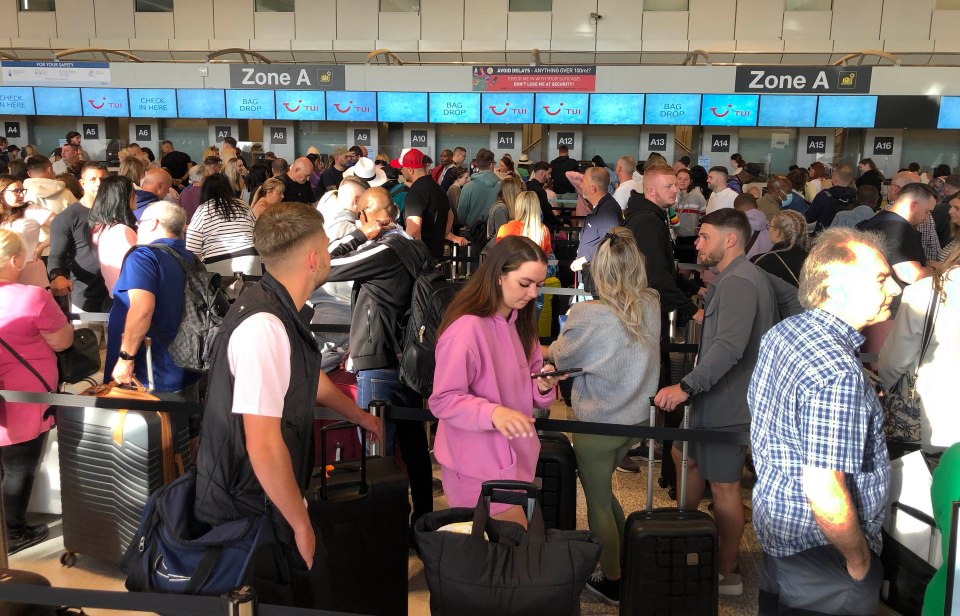 Massive queues at Manchester airport