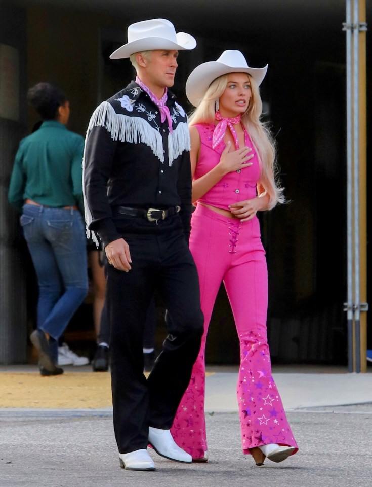 Hollywood actors Margot Robbie and Ryan Gosling were spotted in their new look to play Barbie and Ken