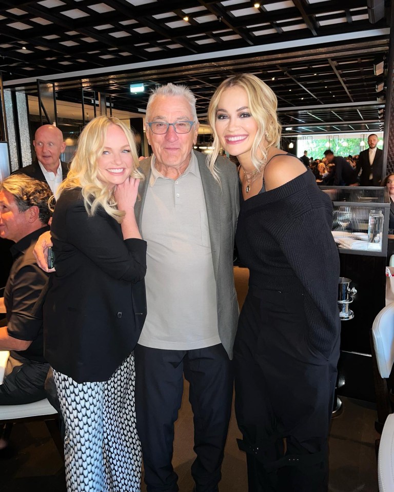 Singers Emma Bunton and Rita Ora were spotted cosying up to Robert De Niro