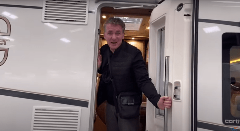 Shane Richie has given fans a tour of his luxury motorhome