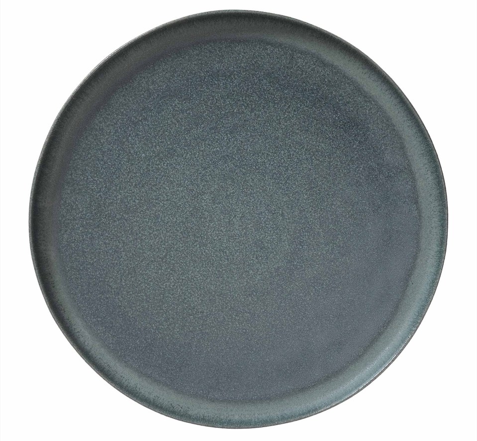 A smart small earthenware plate from Urbanara.com is £26