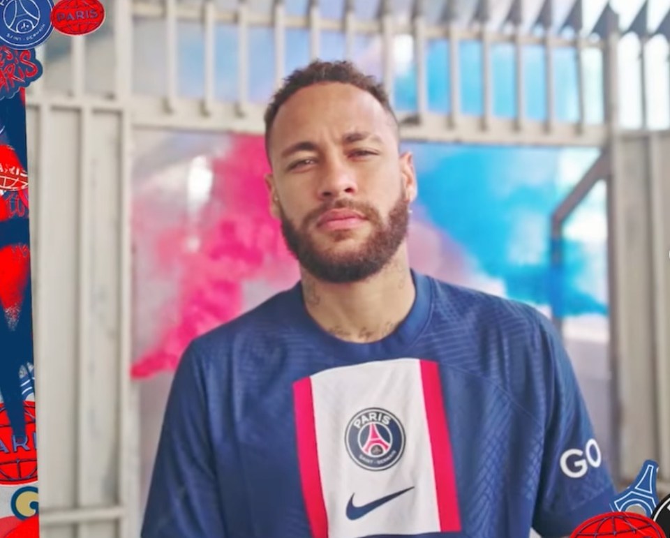 Neymar appeared in PSG's kit official announcement