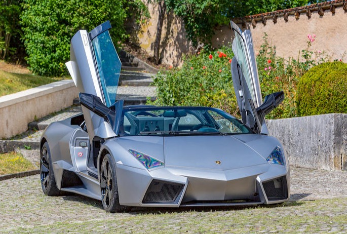 Lamborghini only ever made 15 Reventon Roadsters