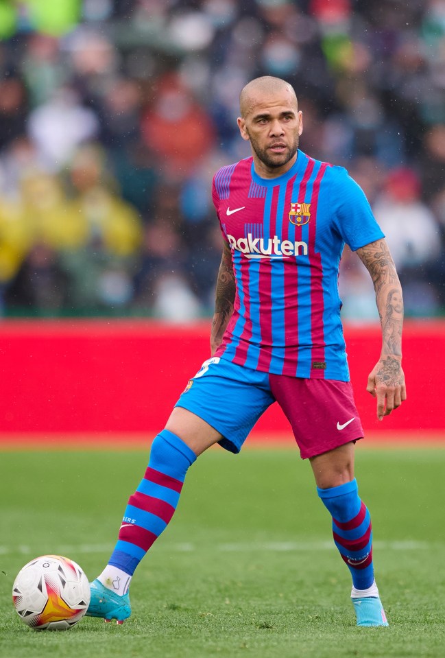 Alves has agreed to join Mexican side Pumas