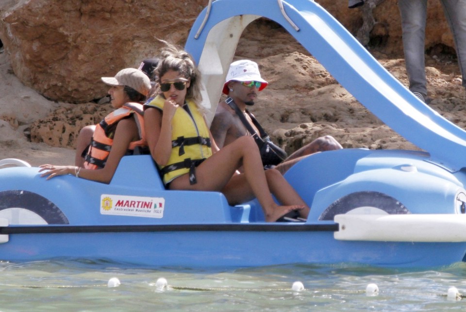 They enjoyed a pedalo ride in the heat