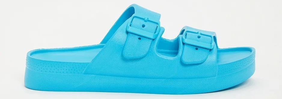 These bright sliders would look great by the pool