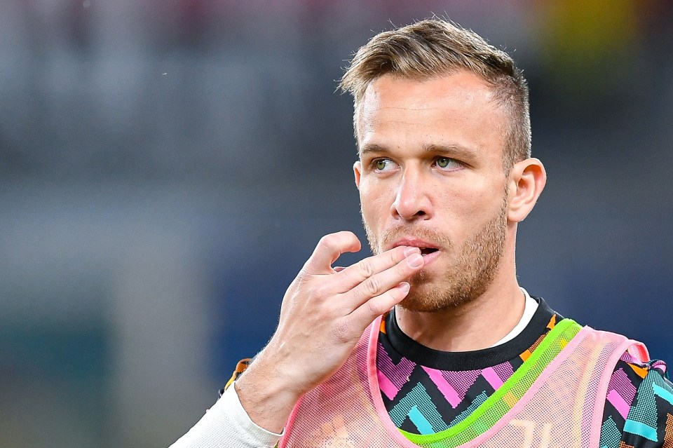 Arthur Melo is desperate to leave but has not found a suitor