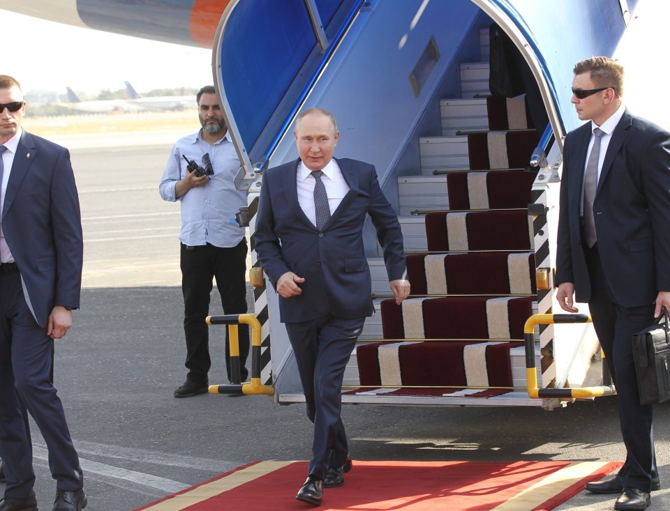 He seemed to struggle as he shuffled down the steps of his jet after arriving in Iran on Tuesday